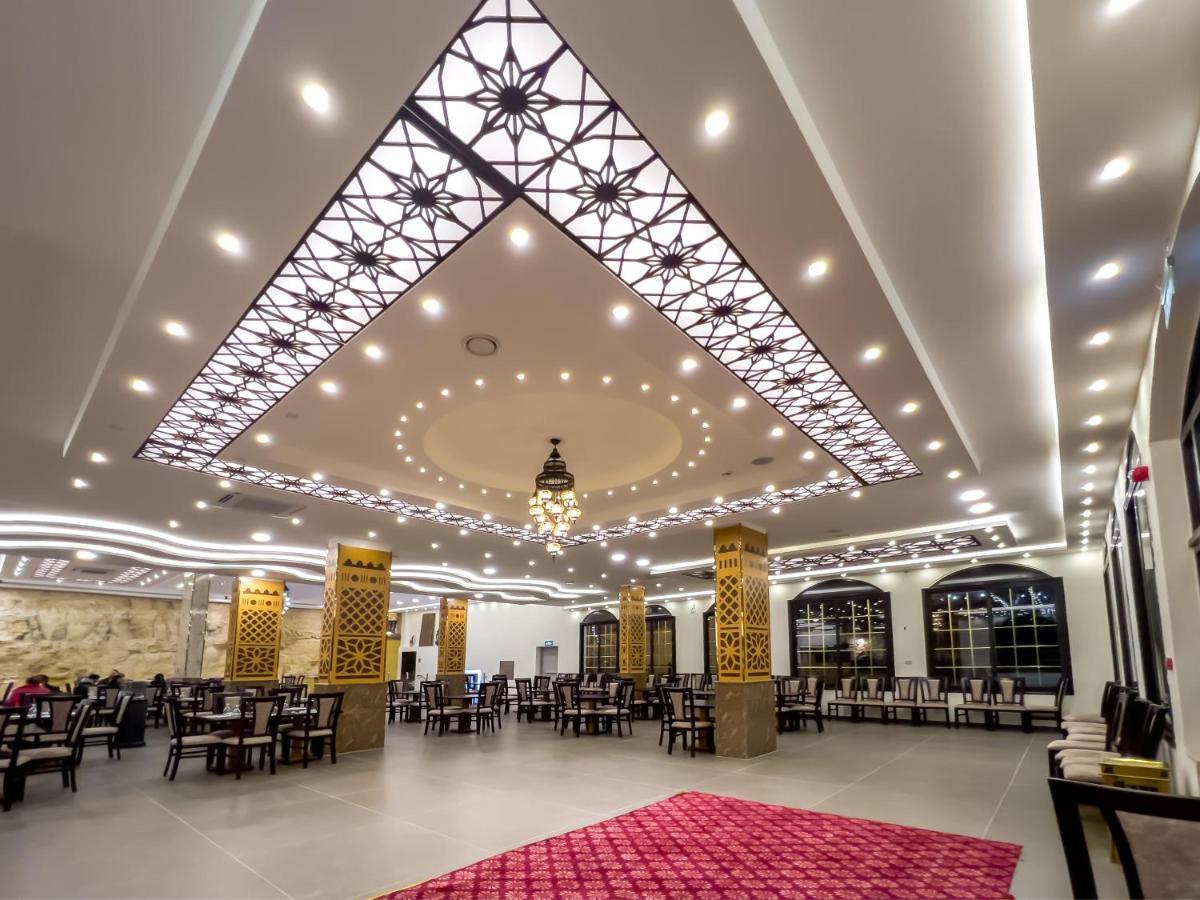 Petra Canyon Hotel Вади Муса Екстериор снимка