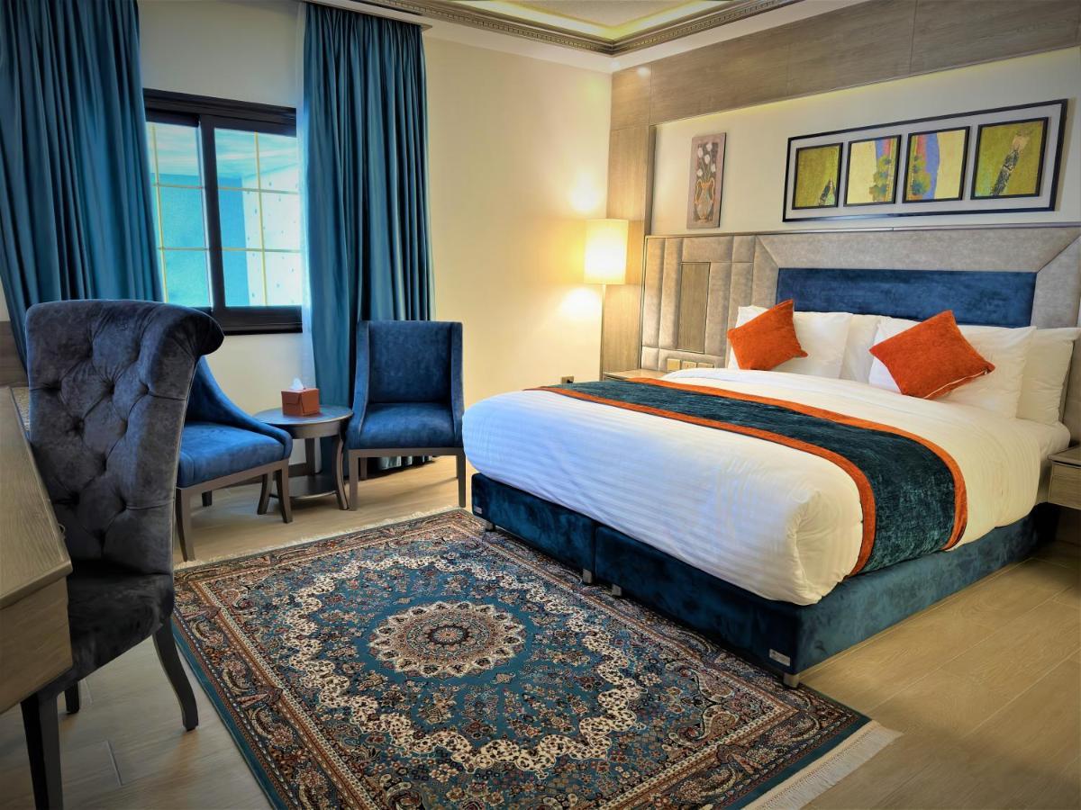 Petra Canyon Hotel Вади Муса Екстериор снимка