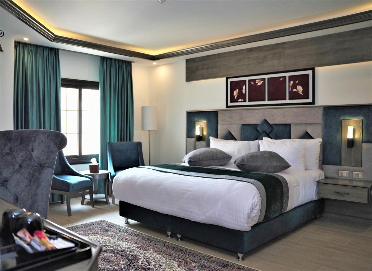 Petra Canyon Hotel Вади Муса Екстериор снимка