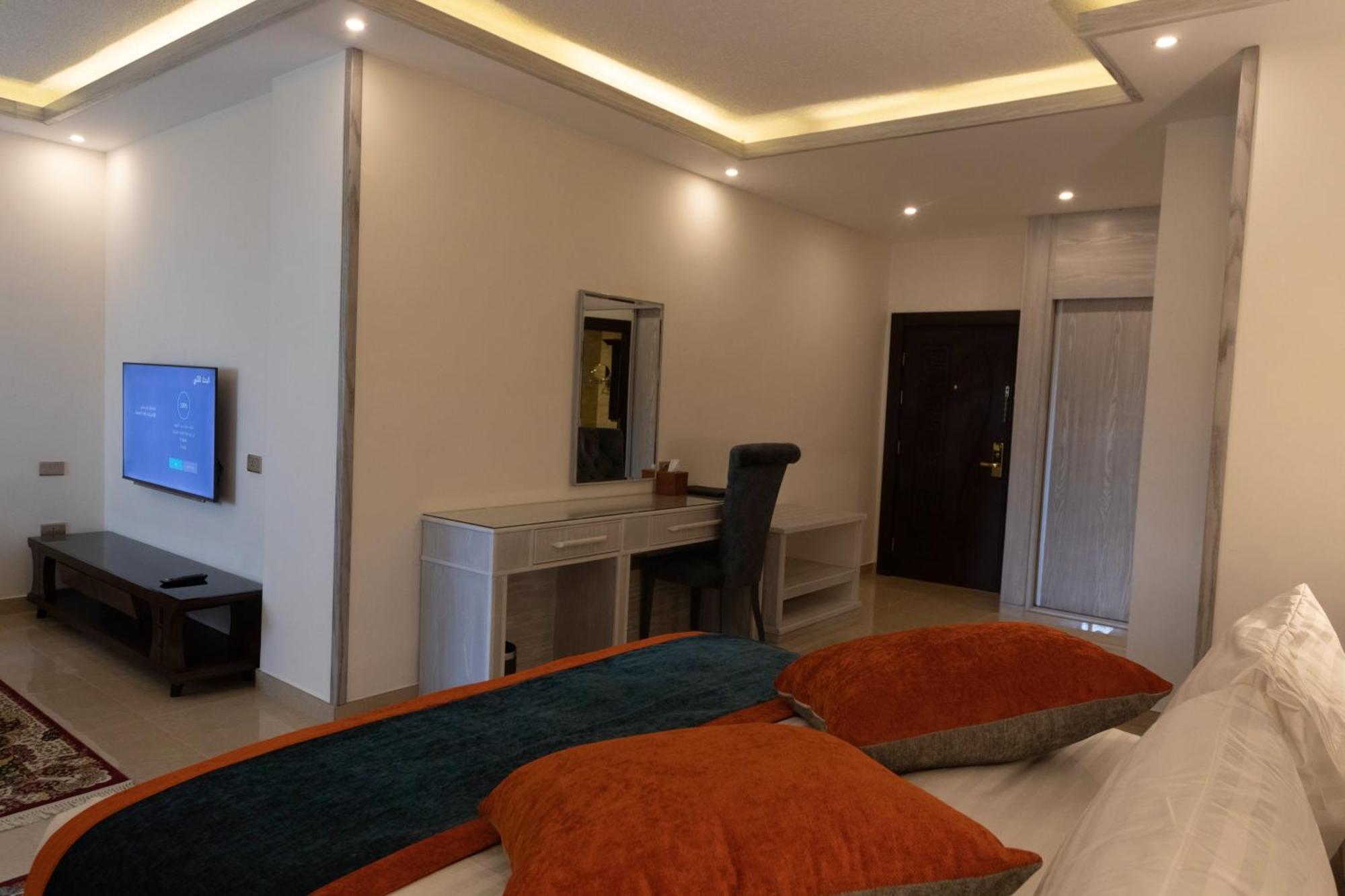 Petra Canyon Hotel Вади Муса Екстериор снимка