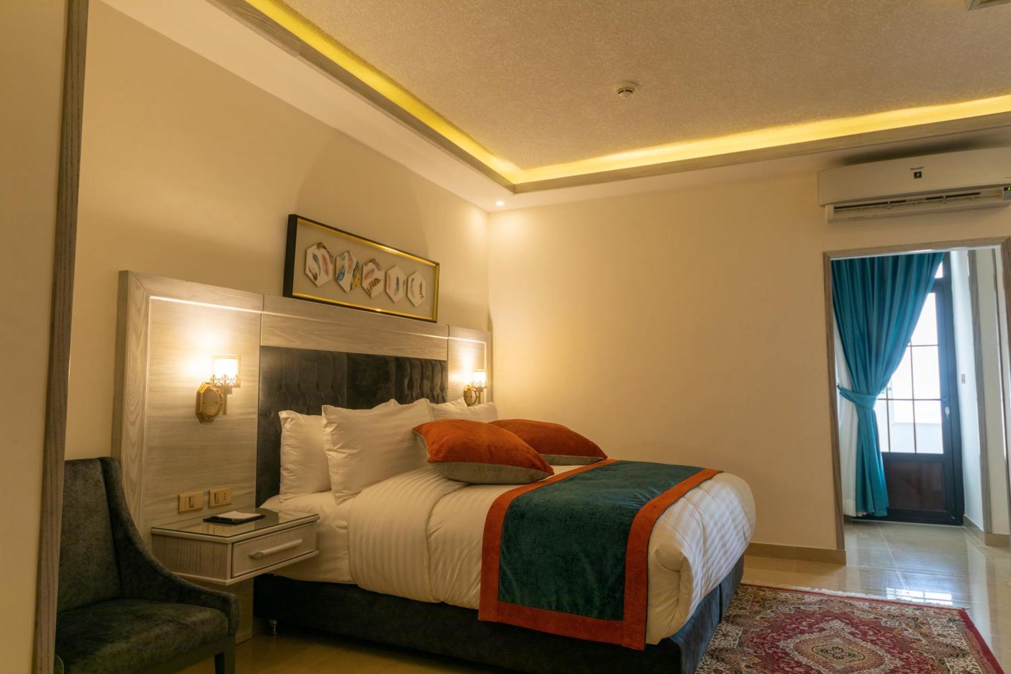 Petra Canyon Hotel Вади Муса Екстериор снимка