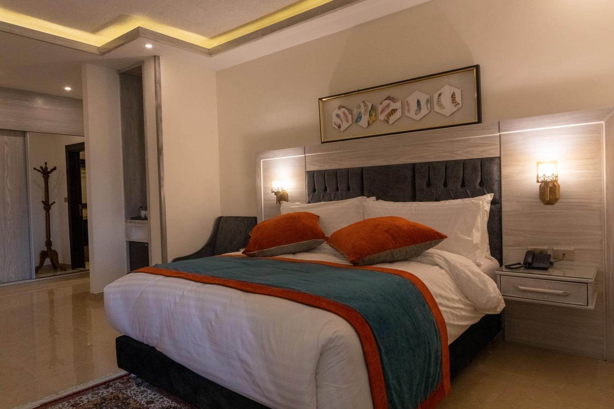 Petra Canyon Hotel Вади Муса Екстериор снимка