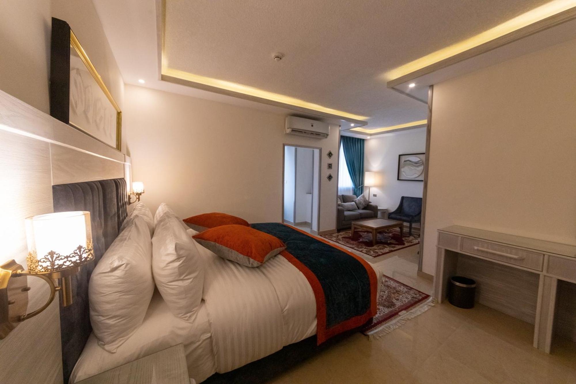 Petra Canyon Hotel Вади Муса Екстериор снимка